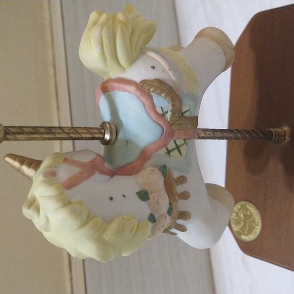 Vintage K Mart 2nd Edition Carousel Collection Musical Box - Picture 7 of 7